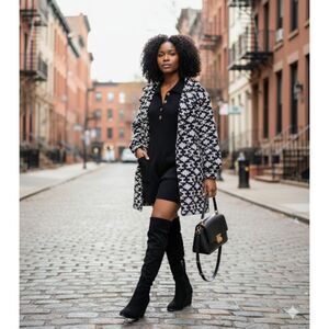 Chelsea & Theodore Coat Black and White S